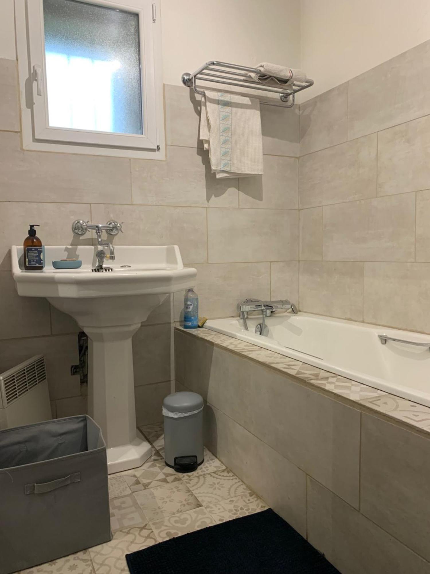 Brossard Cavaillon Exterior foto