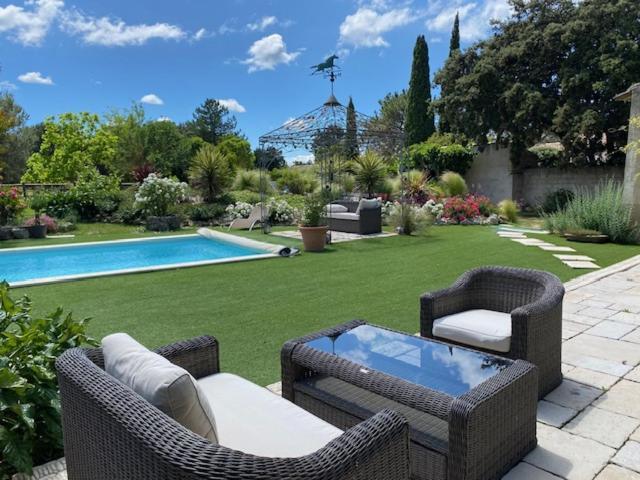 Brossard Cavaillon Exterior foto